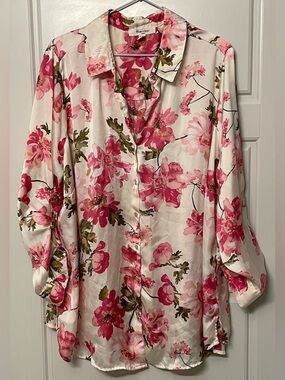 Lightweight Pink Floral Faux Satin Button-Down Blouse